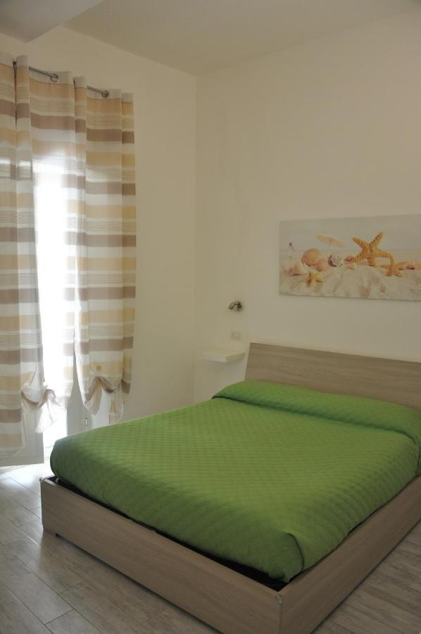 Brezza Di Mare Gaeta B&B 外观 照片