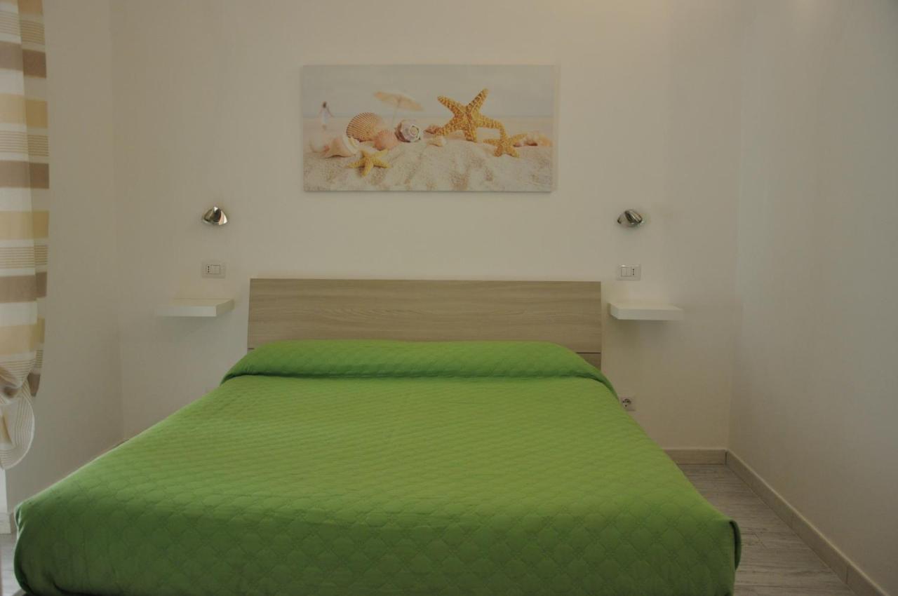 Brezza Di Mare Gaeta B&B 外观 照片